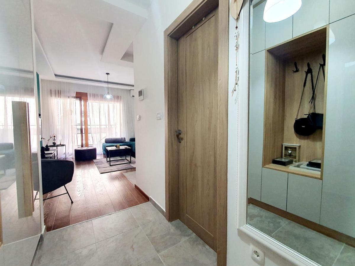 Apartman Ana Lux Podgorica Ngoại thất bức ảnh