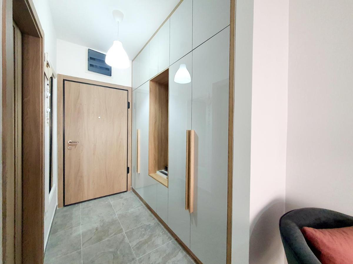 Apartman Ana Lux Podgorica Ngoại thất bức ảnh